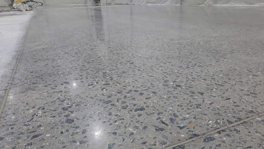 ConsEx_Gloss AT  - chất siêu bóng sàn cho bê tông